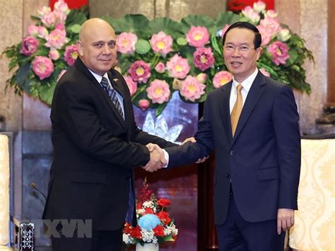 President Vo Van Thuong Receives The Standing Committee Of The