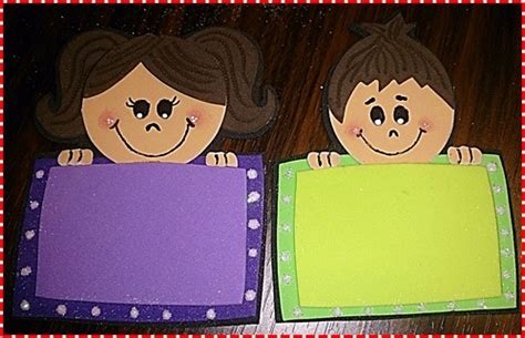 Crea, vive y sueña: Escarapela de niño y niña en goma eva/faomy