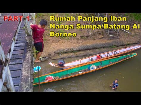 Tasik Jalan Utama Ke Rumah Panjang Iban Di Pedalaman Borneo Perahu