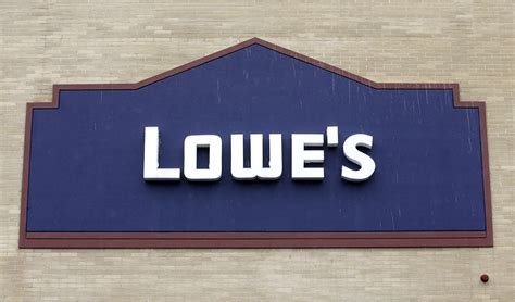 Lowes Misses Earnings Expectations Cuts Guidance