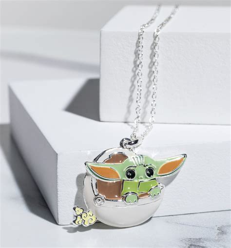 Star Wars The Mandalorian Baby Yoda Carriage Necklace