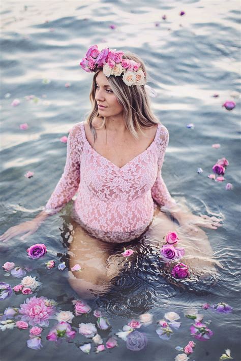 Maternity Shoot In Water With Flowers Maternity Photoshoot Outfits