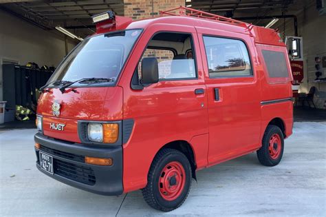 No Reserve 1995 Daihatsu Hijet Deck Van 5 Speed 4x4 For Sale On BaT