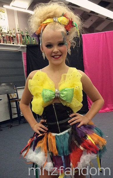S5e4 Jojo Siwa In Full Costume And Makeup For Her Solo Dance Moms