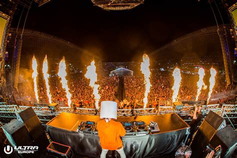 Watch Now Marshmello Live Ultra Music Festival 2019 Your Edm