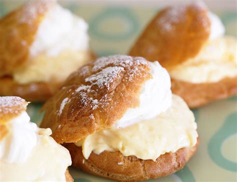 Shu Cream Japanese Cream Puff With Custard Filling