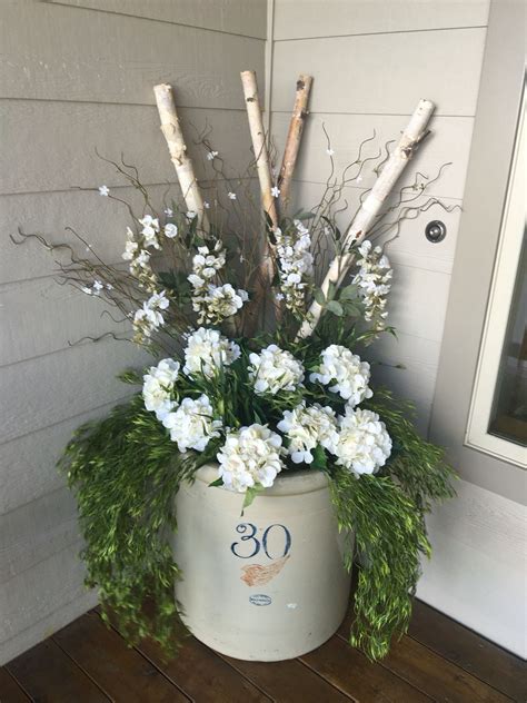 So i have to admit i am not a huge seasonal decorator. Red wing crock front porch decor spring summer - My Sunny ...