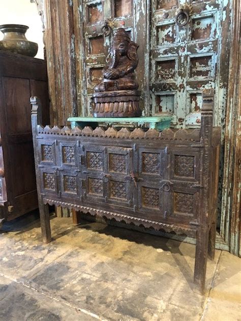 Old Damchiya Reclaimed Furniture Indian Dhamchiya Hope Chest