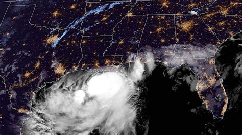 Storm Barry Makes Landfall As Us Deep South Braces For More Heavy Rains