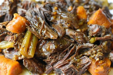 When cooked this way, the meat will just pull apart. Ninja Foodi Pot Roast (Pressure Cooker Pot Roast ...