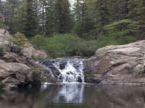 Jemez Falls In New Mexico Is An Easy Hike In The Santa Fe Natural Forest