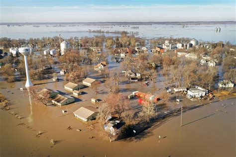 Record Flooding Has Destroyed The Midwest Farming Industry With No Us