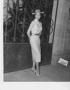Ava Gardner Busty Candid Vintage Photo Ebay
