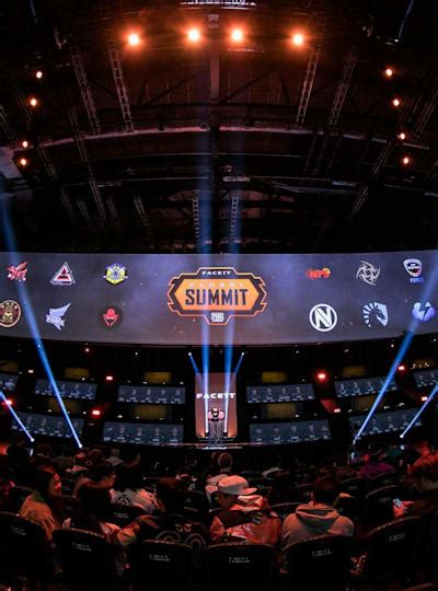 Cloud9 And Ence Faceit Global Summit Red Bull Esports