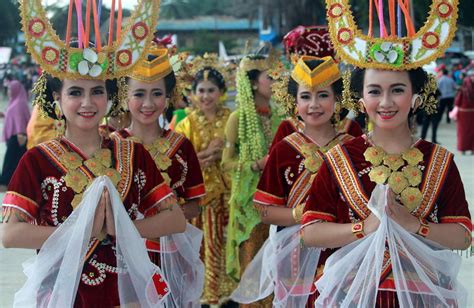 Alat Musik Tradisional Dari Sulawesi Sering Jalan