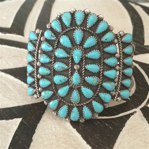 ON LAYAWAY 4KAMBRIEH Gorgeous Navajo Petit Point Cluster Cuff Sterling