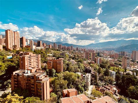 Medellin Colombia Pictures Hd Download Free Images On Unsplash