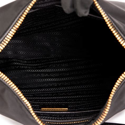 Prada Top Handle Bag 2000s Cb561 Second Hand Handbags Xupes