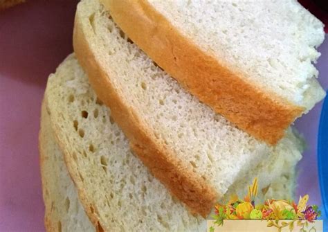 Bosan dengan olahan roti tawar bahan: Resep Roti Tawar Lembut (no.telur, no butter) oleh Nurzahratul_jannah - Cookpad