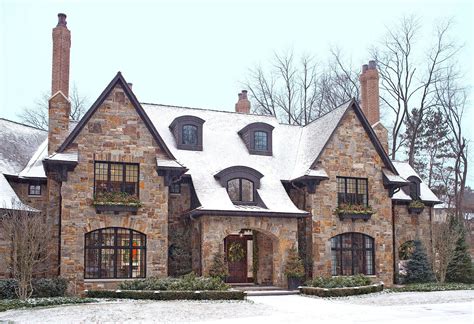 25 Classic Examples Of Tudor Style House Designs And Styles Tudor