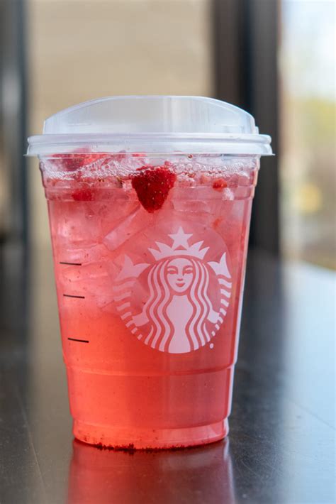 Best Starbucks Refreshers Drinks Caffeine And More Sweet Steep