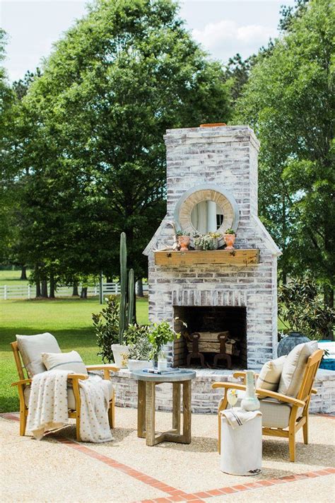 A Regal And Rustic Home In The Heart Of Mississippi Outdoor Fireplace