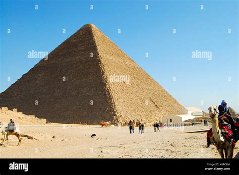 The Great Khufu Pyramid Of Giza Cairo Stock Photo Alamy