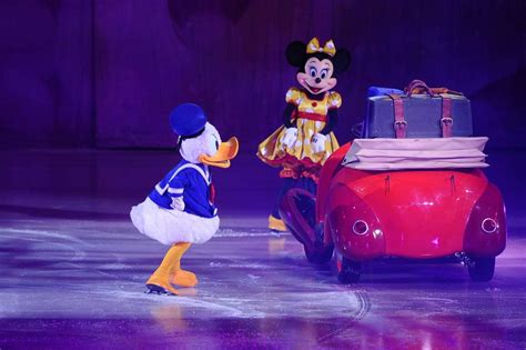 Mickey's search party zoomed in center viewgift the magic. Disney On Ice Melbourne at Hisense Arena - 2018 Dates ...