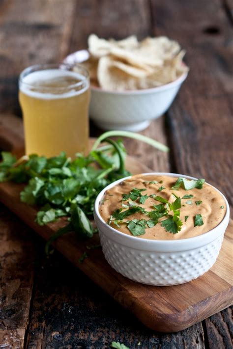 Slow Cooker Jalapeno Beer Cheese Dip Ehow Beer Cheese Dip Recipes
