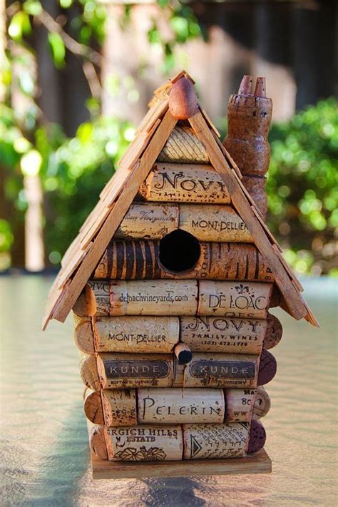 30 magnificent diy projects you can do with wine corks