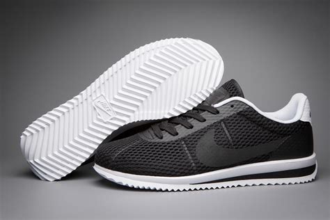 magasin chaussure nike homme nike cortez ultra noir