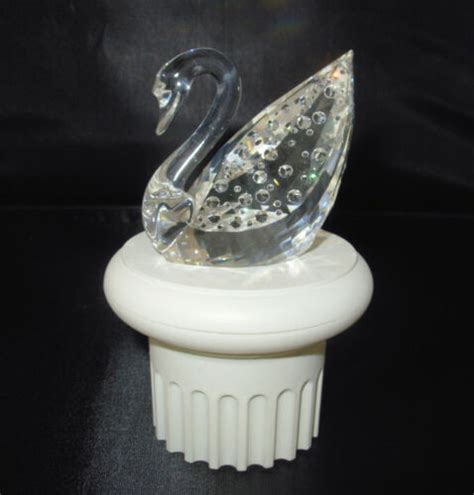Swarovski Centenary Swan W Pedestal 100th Anniversary Retired 95 Box