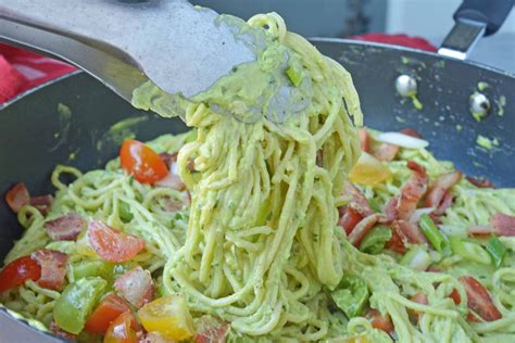 Healthy Creamy Avocado Pasta Sauce Avocado Alfredo Sauce