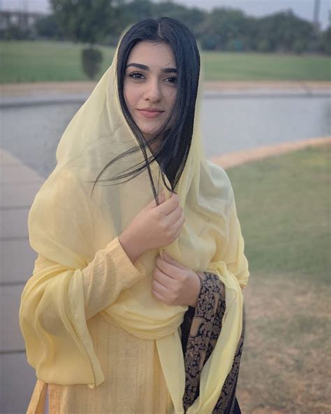 Mrsfalak On Instagram 🌹 Pakistani Girl Girl Photos Muslim Girls