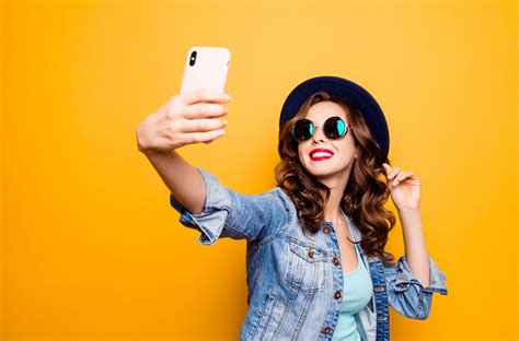 snapping the right way 7 tips to take fantastic selfies utilitarian