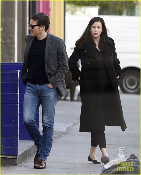 Photo Pregnant Liv Tyler Steps Out With Fiance David Gardner 12 Photo 3635382 Just Jared