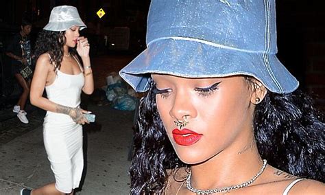 Rihanna Septum Piercing