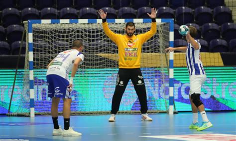 We would like to show you a description here but the site won't allow us. Andebol: jogos europeus de FC Porto e Sporting adiados | TVI24
