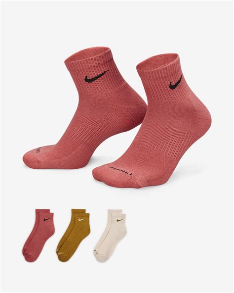 Nike Everyday Plus Cushioned Training Ankle Socks 3 Pairs