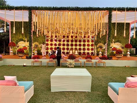 Wedding Stage For Indian Wedding Ceremony Wedding Ceremony Decorations Indoor Wedding Stage