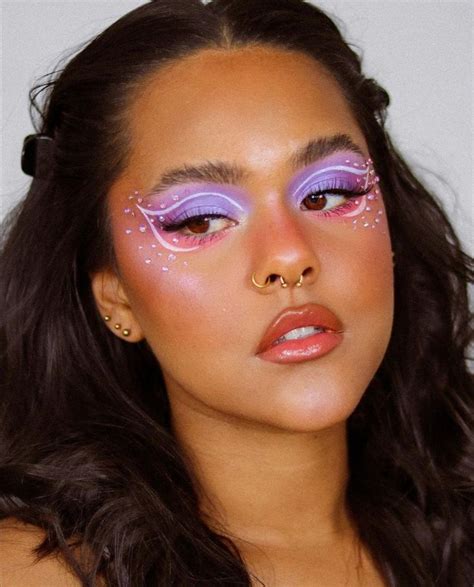 pink and purple makeup look in 2020 purple makeup looks purple makeup makeup looks