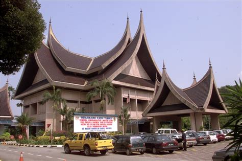 Maybe you would like to learn more about one of these? Sejarah Asal Usul Kejadian Suku Batu Hampar 40 Di Negeri ...