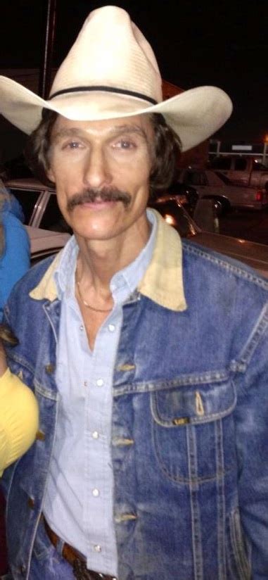 Matthew Mcconaughey On The Set Of Dallas Buyers Club After Losing 30
