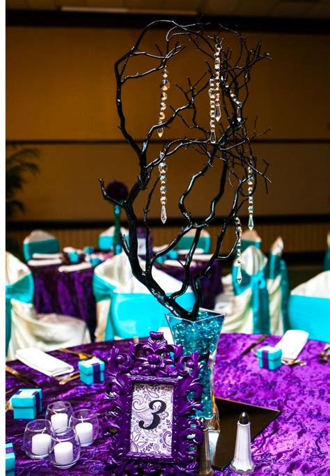 Square wedding cake will add to your wedding some creativity, for sure! Purple And Turquoise Wedding Centerpieces