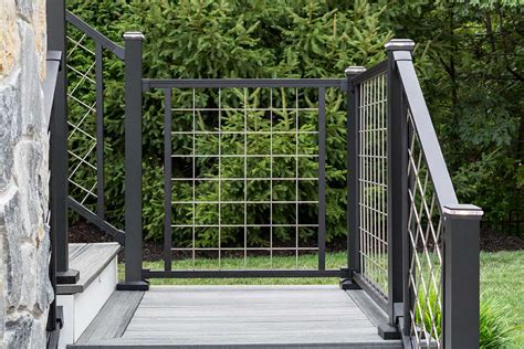 Tre m any es n t rec mmend sanding. Trex Signature® Glass & Mesh Railing Design | Trex