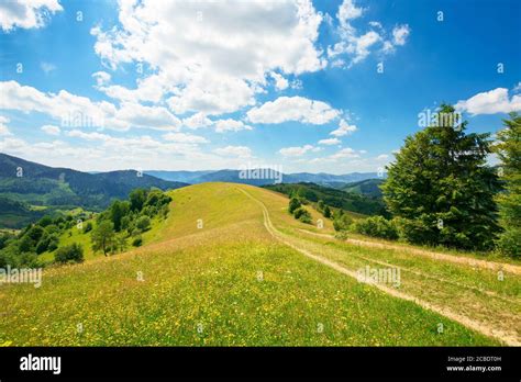 Highland Road To Infinity Hi Res Stock Photography And Images Alamy