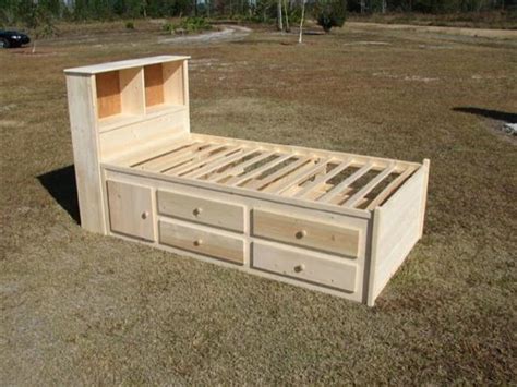 I like to use the square clamping jig to make sure the drawers are square. captains bed plans | Twin size Captains bed is 39 inches ...