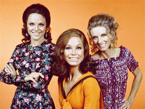 quiz can you remember the classic sitcom “the mary tyler moore show” obsev