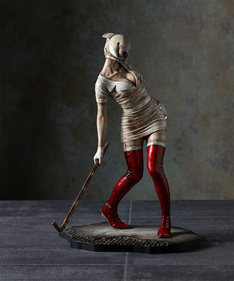 Silent Hill 2 Bubble Head Nurse Masahiro Ito Ver 16 Scale Statue Re
