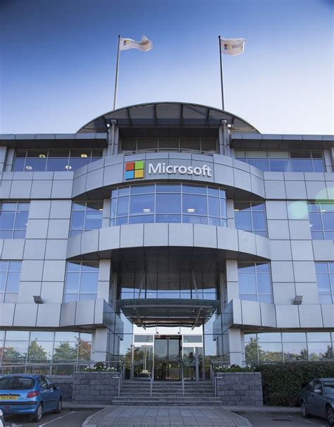 Microsoft Uk Refresh Brand With Signbox Architectural Signage • Hotel